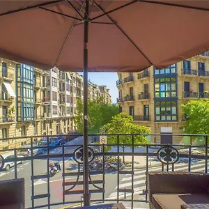 downtown-design-apartment-san-sebastian.sansebastianhotels.net/