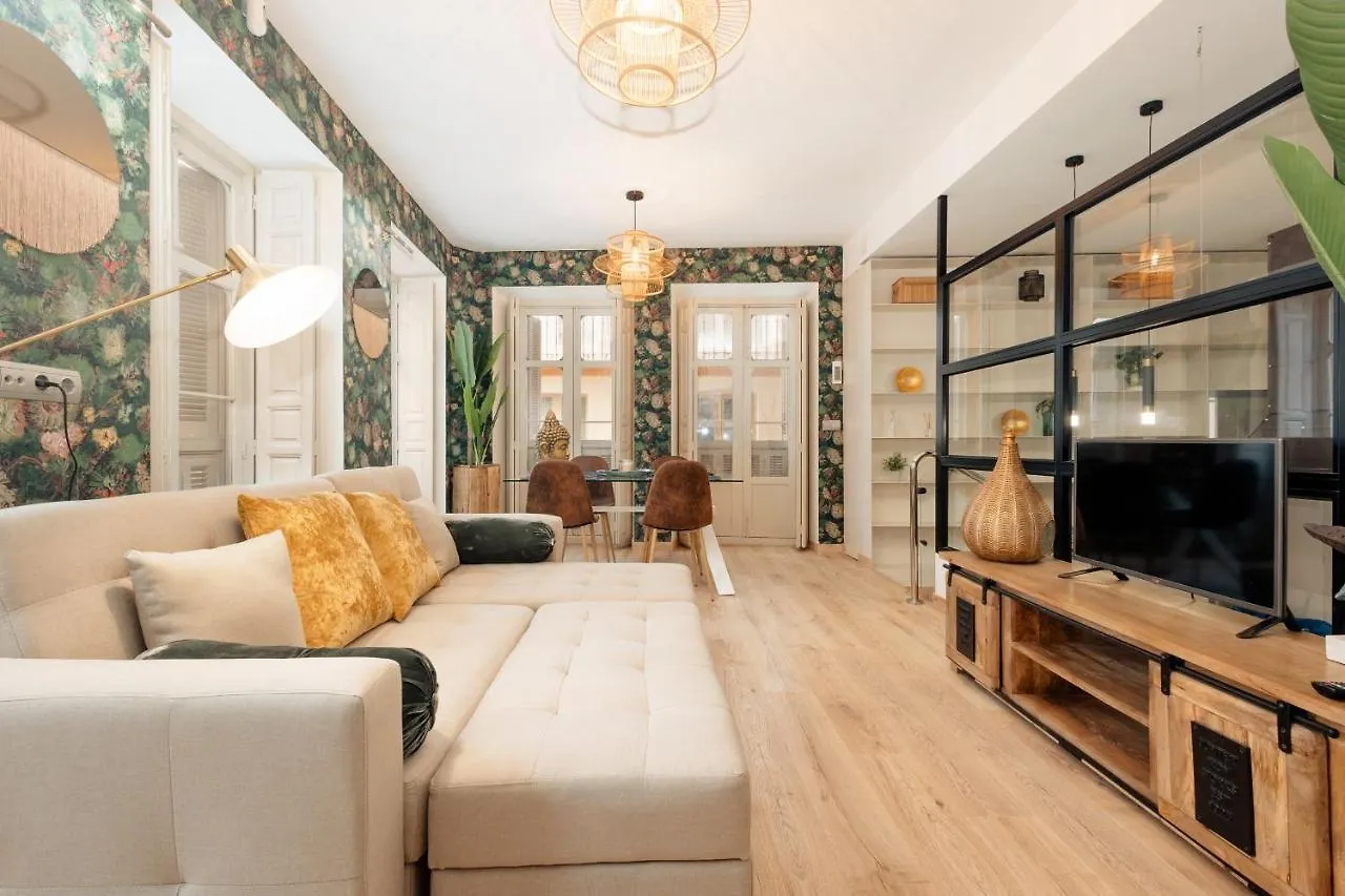 Top2Stay Historic Malaga Apartment