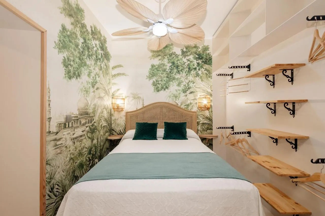 Top2Stay Historic Malaga Apartment